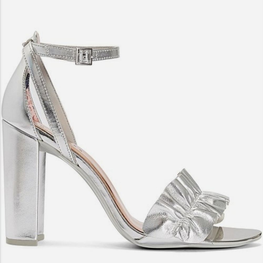 Ted Baker London Flouncl Silver Chunky Block Heels Sandals US 7 EU 37.5